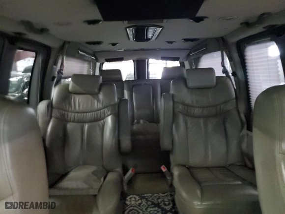 2006 GMC Savana Cargo Van YF7 Upfitter with VIN 1GDFH15T461162417, listed as a Copart auction lot 72986914 with 147,424 mi miles and Clean Title. Bid and sale history available at carsss.com. Image 10.