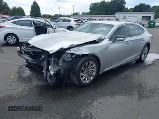 2019 Lexus LS 500 z VIN JTHB51FF3K5009078, wystawiony jako IAAI lot #42751612 z przebiegiem 47 527 mil mil oraz . Historia ofert i sprzedaży dostępna na DreamBid. Obrazek 2.