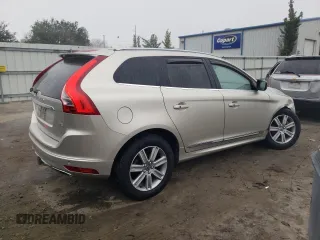 2017 Volvo XC60 Inscription with VIN YV440MDU1H2095073, listed as a Copart auction lot 44886595 with 85,903 mi miles and Salvage Title. Bid and sale history available at carsss.com. Image 3.
