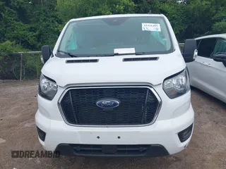 2025 Ford Transit Passenger XL with VIN 1FBAX2Y89SKA20118, listed as a IAAI auction lot 42426401 with 9,451 mi miles and . Bid and sale history available at DreamBid. Image 12.