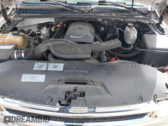 2004 Chevrolet Tahoe LT with VIN 1GNEC13ZX4R127036, listed as a IAAI auction lot 42484115 with 290,351 mi miles and . Bid and sale history available at DreamBid. Image 10.