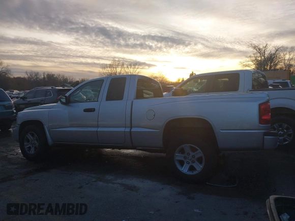 2011 Ram Dakota Bighorn/Lonestar with VIN 1D7RE3BKXBS636138, listed as a IAAI auction lot 40959951 with 75,615 mi miles. Bid and sale history available at carsss.com. Image 15.