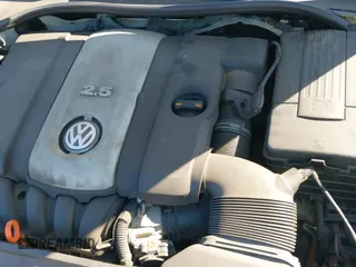 2007 Volkswagen Jetta 2.5L with VIN 3VWDG71K57M157811, listed as a IAAI auction lot 41693030 with 93,444 mi miles and . Bid and sale history available at DreamBid. Image 19.