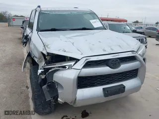 2019 Toyota 4Runner SR5 with VIN JTEZU5JRXK5206675, listed as a IAAI auction lot 41285714 with 75,597 mi miles. Bid and sale history available at carsss.com. Image 6.
