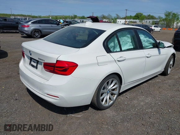 2018 BMW 3 Series 320i xDrive with VIN WBA8A3C5XJA505321, listed as a IAAI auction lot 42146927 with 47,547 mi miles and . Bid and sale history available at DreamBid. Image 4.