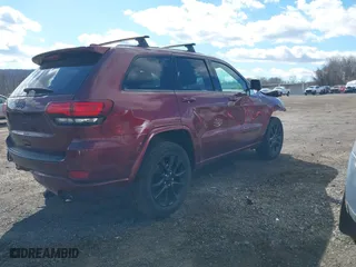 2018 Jeep Grand Cherokee Laredo E with VIN 1C4RJFAG9JC502525, listed as a IAAI auction lot 41683357 with 72,210 mi miles. Bid and sale history available at carsss.com. Image 4.
