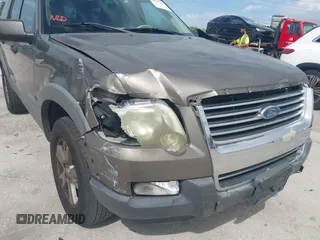 2006 Ford Explorer XLT z VIN 1FMEU63E56UB36500, wystawiony jako IAAI lot #42614748 z przebiegiem 175 966 mil mil oraz . Historia ofert i sprzedaży dostępna na DreamBid. Obrazek 6.