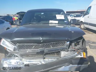 2003 Chevrolet Silverado 1500 LS with VIN 2GCEC19X431138524, listed as a IAAI auction lot 41729057 with 295,394 mi miles. Bid and sale history available at carsss.com. Image 12.