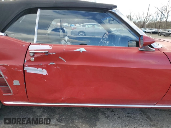 1969 Ford Mustang с VIN 9T03F120746, выставлен на аукционе Copart как лот 51998695 с пробегом 91 574 миль миль и Списание • Salvage title. История ставок и продаж доступна на DreamBid. Изображение 10.