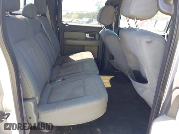2014 Ford F-150 XL with VIN 1FTEW1CMXEFA32757, listed as a IAAI auction lot 41896026 with 250,978 mi miles. Bid and sale history available at carsss.com. Image 8.