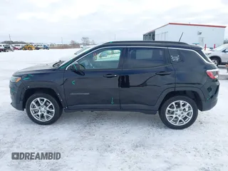 2024 Jeep Compass Latitude Lux with VIN 3C4NJDFN8RT103518, listed as a IAAI auction lot 41352342 with 13,535 mi miles and . Bid and sale history available at DreamBid. Image 15.