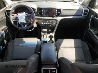 2017 Kia Sportage LX z VIN KNDPMCAC9H7159793, wystawiony jako Copart lot #56603345 z przebiegiem 157 860 mil mil oraz Szkoda całkowita • Salvage title. Historia ofert i sprzedaży dostępna na DreamBid. Obrazek 8.