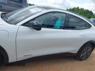 2023 Ford Mustang Mach-E Premium с VIN 3FMTK3R48PMA72033, выставлен на аукционе IAAI как лот 42143610 с пробегом 16 574 миль миль и . История ставок и продаж доступна на DreamBid. Изображение 14.