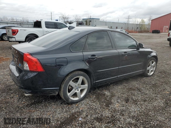 2011 Volvo S40 with VIN YV1672MSXB2547551, listed as a Copart auction lot 80115404 with 81,457 mi miles and Clean Title. Bid and sale history available at carsss.com. Image 3.