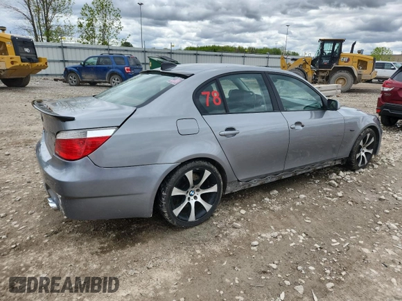 2007 BMW 5 Series 550i z VIN WBANB53547CN93565, wystawiony jako Copart lot #56524565 z przebiegiem 175 035 mil mil oraz Nie do naprawy • Non repairable. Historia ofert i sprzedaży dostępna na DreamBid. Obrazek 3.