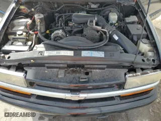 2002 Chevrolet Blazer LS with VIN 1GNCS18W52K111907, listed as a Copart auction lot 78907894 with 88,184 mi miles and Salvage Title. Bid and sale history available at carsss.com. Image 12.