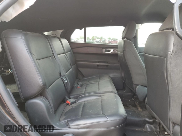 2021 Ford Police Interceptor Utility z VIN 1FM5K8AB9MGB99444, wystawiony jako Copart lot #54184865 z przebiegiem 77 604 mil mil oraz Szkody całkowita. Historia ofert i sprzedaży dostępna na DreamBid. Obrazek 11.