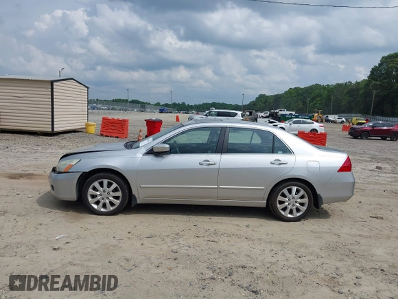2006 Honda Accord EX-L z VIN 1HGCM66536A063170, wystawiony jako IAAI lot #42289365 z przebiegiem 110 317 mil mil oraz . Historia ofert i sprzedaży dostępna na DreamBid. Obrazek 14.