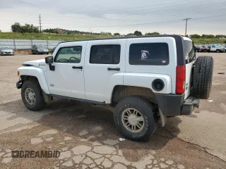 2006 Hummer H3 with VIN 5GTDN136668286254, listed as a Copart auction lot 70252514 with 112,987 mi miles and Salvage Title. Bid and sale history available at carsss.com. Image 2.