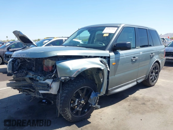 2007 Land Rover Range Rover Sport HSE z VIN SALSK25487A994145, wystawiony jako IAAI lot #41987911 z przebiegiem 217 595 mil mil oraz . Historia ofert i sprzedaży dostępna na DreamBid. Obrazek 6.