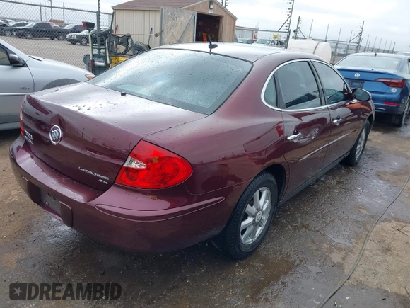 2007 Buick LaCrosse CX with VIN 2G4WC582X71240400, listed as a IAAI auction lot 41895702 with 162,280 mi miles. Bid and sale history available at carsss.com. Image 4.