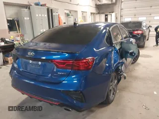 2021 Kia Forte GT-Line z VIN 3KPF34AD2ME330827, wystawiony jako IAAI lot #41967454 z przebiegiem 80 641 mil mil oraz . Historia ofert i sprzedaży dostępna na DreamBid. Obrazek 4.