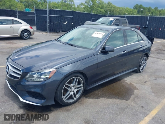 2016 Mercedes-Benz E 350 Sport z VIN WDDHF5KB5GB201488, wystawiony jako IAAI lot #42477574 z przebiegiem 107 279 mil mil oraz . Historia ofert i sprzedaży dostępna na DreamBid. Obrazek 2.