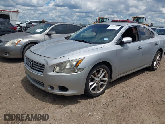 2014 Nissan Maxima SV z VIN 1N4AA5APXEC479159, wystawiony jako IAAI lot #42234950 z przebiegiem 187 187 mil mil oraz . Historia ofert i sprzedaży dostępna na DreamBid. Obrazek 2.