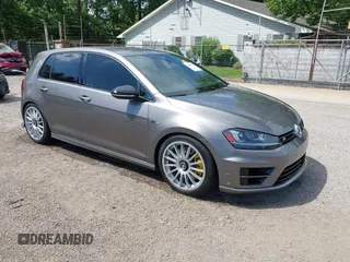 2017 Volkswagen Golf z VIN WVWVF7AU3HW168061, wystawiony jako IAAI lot #42305504 z przebiegiem 103 786 mil mil oraz . Historia ofert i sprzedaży dostępna na DreamBid. Obrazek 1.