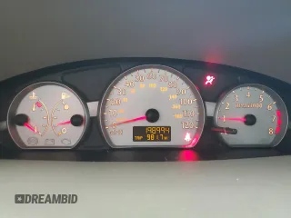2004 Saturn ION ION 3 z VIN 1G8AL52F44Z146178, wystawiony jako Copart lot #48891435 z przebiegiem 198 994 mil mil oraz Szkoda całkowita • Salvage title. Historia ofert i sprzedaży dostępna na DreamBid. Obrazek 9.
