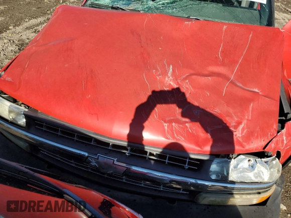 2000 Chevrolet Silverado 2500 z VIN 1GCGK24U3YE263454, wystawiony jako Copart lot #80294994 z przebiegiem 171 013 mil mil oraz Szkoda całkowita • Salvage title. Historia ofert i sprzedaży dostępna na DreamBid. Obrazek 12.