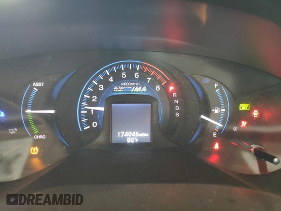 2013 Honda Insight EX with VIN JHMZE2H71DS006758, listed as a Copart auction lot 55296825 with 174,046 mi miles and Salvage title. Bid and sale history available at DreamBid. Image 9.