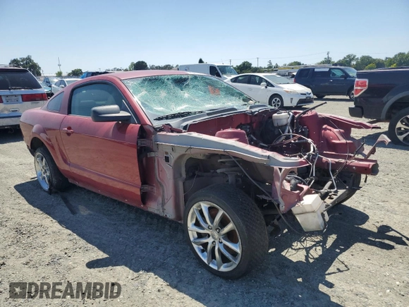 2007 Ford Mustang GT Deluxe z VIN 1ZVHT82H875231542, wystawiony jako Copart lot #54949755 z przebiegiem Nie podano mil oraz Nie do naprawy • Non repairable. Historia ofert i sprzedaży dostępna na DreamBid. Obrazek 4.