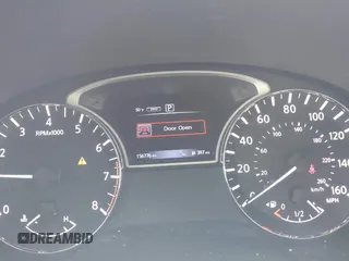 2017 Nissan Pathfinder SL with VIN 5N1DR2MM0HC639453, listed as a IAAI auction lot 41962009 with 156,776 mi miles. Bid and sale history available at carsss.com. Image 7.