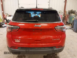 2018 Jeep Compass Limited with VIN 3C4NJDCB4JT113302, listed as a IAAI auction lot 41481864 with 202,510 mi miles and . Bid and sale history available at carsss.com. Image 16.
