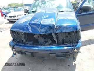 2003 Chevrolet S-10 LS with VIN 1GCCS19X038131836, listed as a IAAI auction lot 42181268 with 123,217 mi miles and . Bid and sale history available at DreamBid. Image 6.