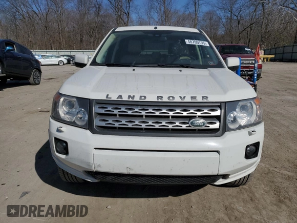 2012 Land Rover LR2 HSE with VIN SALFR2BN3CH281150, listed as a Copart auction lot 48700795 with 105,144 mi miles and Salvage title. Bid and sale history available at DreamBid. Image 5.