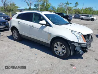 2016 Cadillac SRX Luxury Collection z VIN 3GYFNEE34GS513728, wystawiony jako IAAI lot #41847871 z przebiegiem 109 045 mil mil oraz . Historia ofert i sprzedaży dostępna na DreamBid. Obrazek 1.