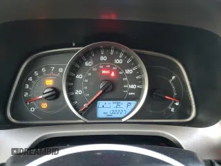 2015 Toyota RAV4 LE с VIN JTMBFREV2FJ047596, выставлен на аукционе Copart как лот 82525874 с пробегом 132 227 миль миль и Списание • Salvage title. История ставок и продаж доступна на DreamBid. Изображение 9.