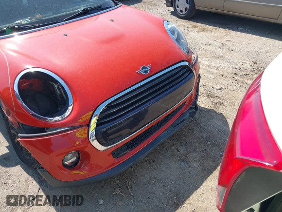 2019 MINI Hardtop Cooper with VIN WMWXP5C5XK2H32139, listed as a IAAI auction lot 41758248 with 1,136 mi miles and . Bid and sale history available at DreamBid. Image 19.