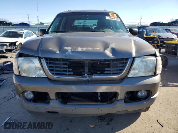 2002 Ford Explorer XLT with VIN 1FMZU73W52UD04193, listed as a Copart auction lot 45418235 with 211,401 mi miles and Salvage title. Bid and sale history available at DreamBid. Image 5.