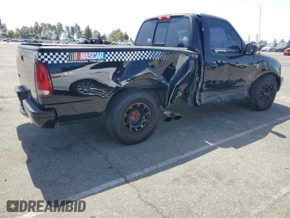 1998 Ford F-150 with VIN 1FTYF1764WNC18357, listed as a Copart auction lot 62138625 with 144,879 mi miles and Salvage title. Bid and sale history available at DreamBid. Image 3.