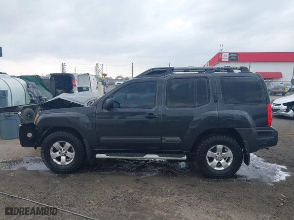2011 Nissan Xterra Pro-4X with VIN 5N1AN0NW1BC506369, listed as a IAAI auction lot 41802083 with 133,107 mi miles. Bid and sale history available at carsss.com. Image 14.