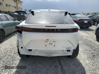 2023 Lexus RZ 450e Premium z VIN JTJAAAAB9PA011698, wystawiony jako Copart lot #64390964 z przebiegiem 12 303 mil mil oraz Szkody całkowita. Historia ofert i sprzedaży dostępna na DreamBid. Obrazek 6.