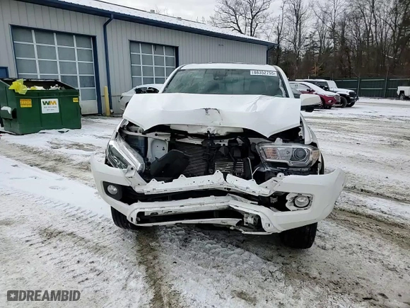 2020 Toyota Tacoma 4WD SR5 with VIN 3TMCZ5AN5LM325643, listed as a Copart auction lot 88352755 with 115,234 mi miles and Salvage Title. Bid and sale history available at carsss.com. Image 11.