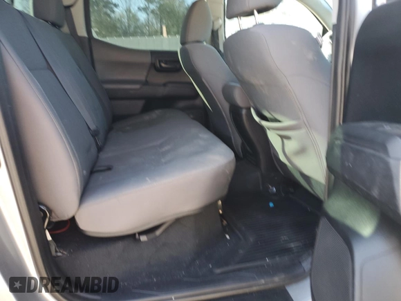 2017 Toyota Tacoma SR5 z VIN 3TMCZ5ANXHM115496, wystawiony jako Copart lot #49226775 z przebiegiem 77 865 mil mil oraz Szkoda całkowita • Salvage title. Historia ofert i sprzedaży dostępna na DreamBid. Obrazek 10.