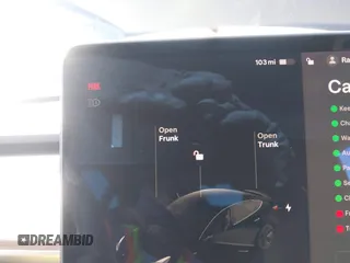 2021 Tesla Model 3 Standard Range Plus z VIN 5YJ3E1EA5MF939299, wystawiony jako IAAI lot #42146702 z przebiegiem 43 382 mil mil oraz . Historia ofert i sprzedaży dostępna na DreamBid. Obrazek 17.