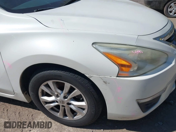 2014 Nissan Altima S with VIN 1N4AL3AP8EN383811, listed as a IAAI auction lot 41897220 with 109,839 mi miles and . Bid and sale history available at DreamBid. Image 13.
