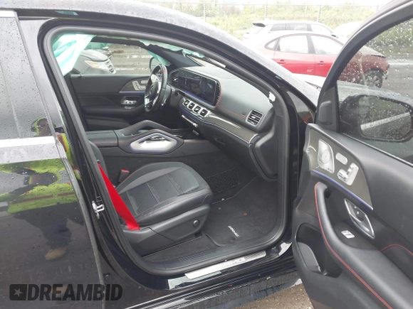 2021 Mercedes-Benz GLE 53 AMG z VIN 4JGFD6BB8MA387599, wystawiony jako IAAI lot #42099507 z przebiegiem 56 891 mil mil oraz . Historia ofert i sprzedaży dostępna na DreamBid. Obrazek 5.