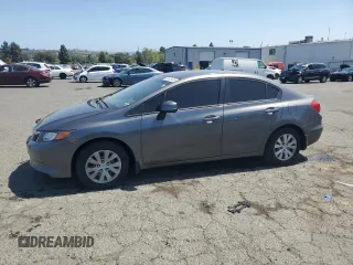 2012 Honda Civic LX z VIN 2HGFB2F59CH603985, wystawiony jako Copart lot #55675435 z przebiegiem 125 567 mil mil oraz Szkoda całkowita • Salvage title. Historia ofert i sprzedaży dostępna na DreamBid. Obrazek 1.